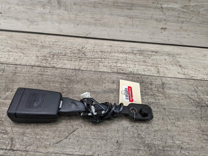 16-23 OEM BMW F90 G11 G12 G30 G32 M5 Front Right or Left Seatbelt Buckle