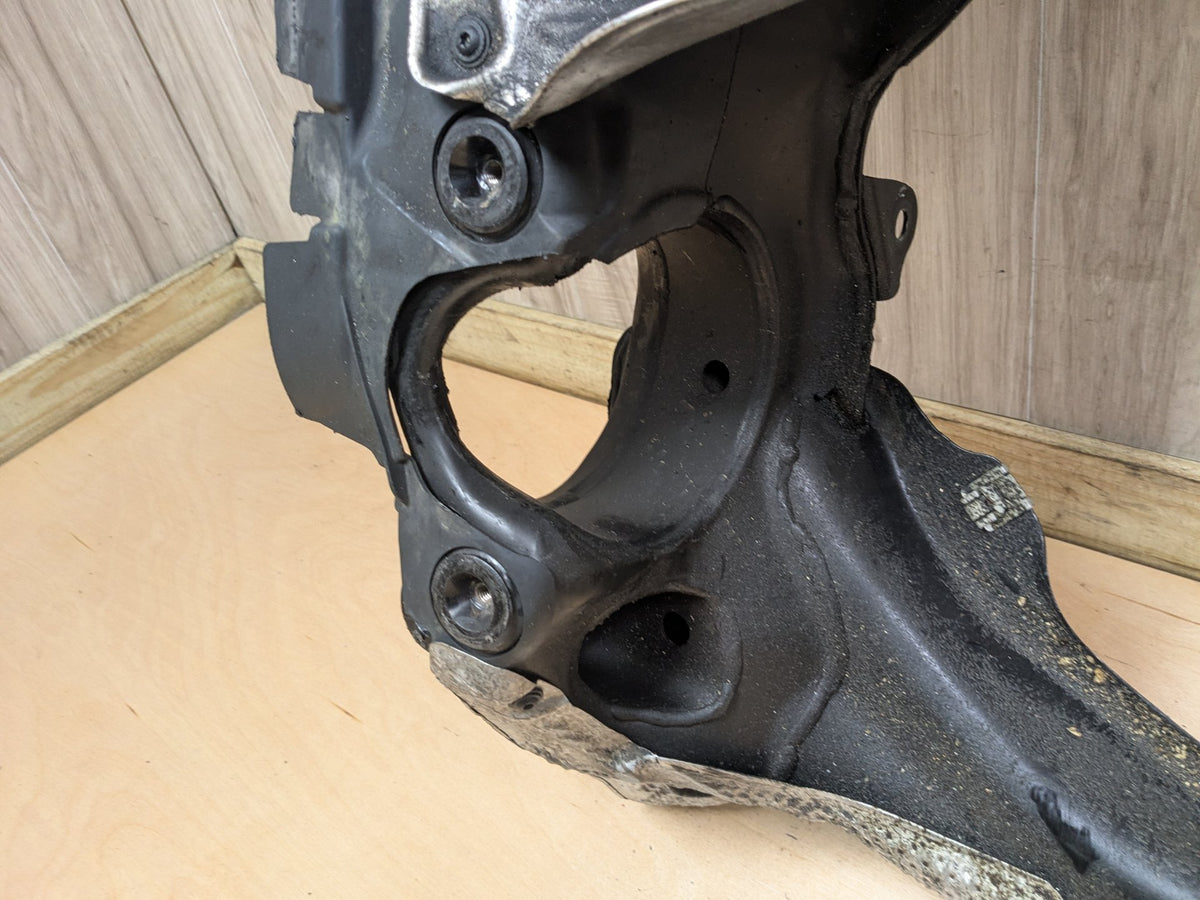 OEM Mercedes W212 E350 E550 4Matic Front Subframe Suspension Crossmember 197 (Obsidian black - Metallic finish)