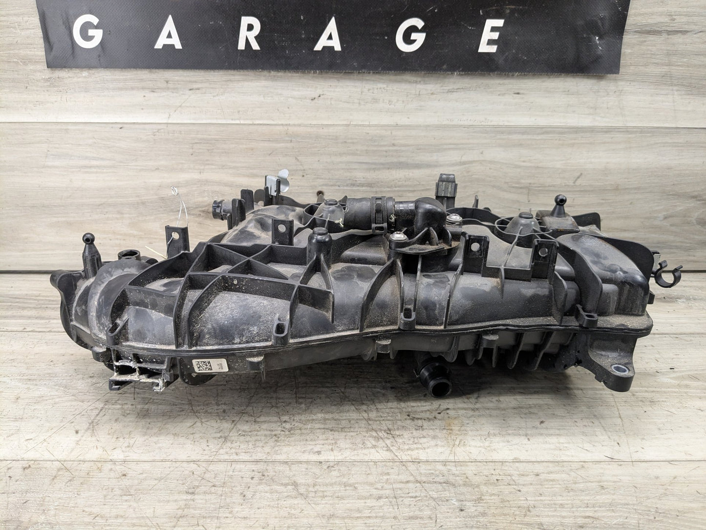 OEM BMW G01 G20 G26 G30 230 330 430 530 X3 Engine B46 Intake Manifold 8647975