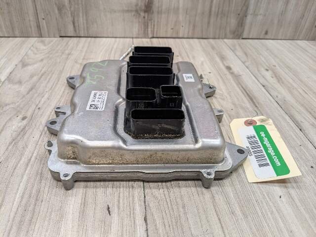 OEM BMW F15 F16 X5 X6 DME ECU Engine N63 Control Unit Module Computer MEVD172H