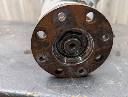 2020 BMW 740i G12 Front Axle Carrier Differential 7647386 OEM BMW G11 G12 G20 G30 xDrive AWD Front Differential Axle Gearbox Carrier 2.81