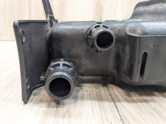 16-21 OEM BMW G11 G12 G30 M550 750 M760 N63 Coolant Expansion Tank Reservoir