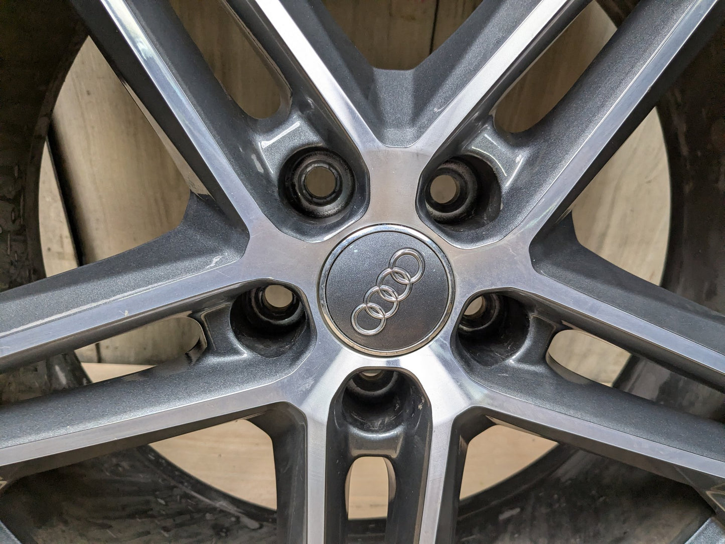 18-24 OEM AUDI Q5 SQ5 Double Spoke Wheel Rim 20x8 ET:39