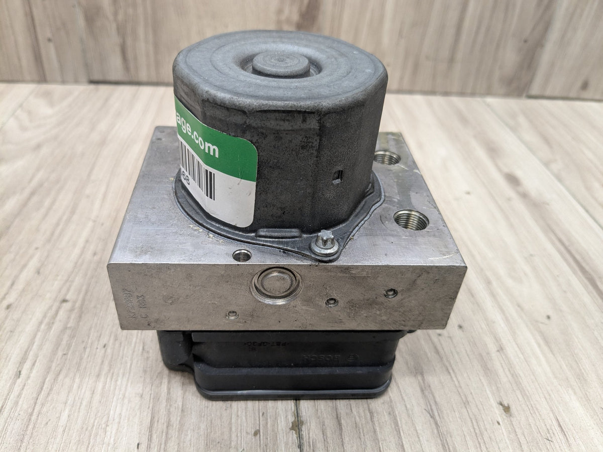 OEM Mercedes W212 E350 E550 ABS Brake Pump Anti Lock Dynamic Stability Control