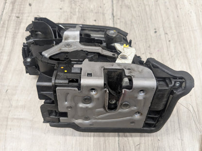OEM BMW F15 F16 F48 F85 G12* I01 FRONT Right Passenger Door Lock Latch Actuator