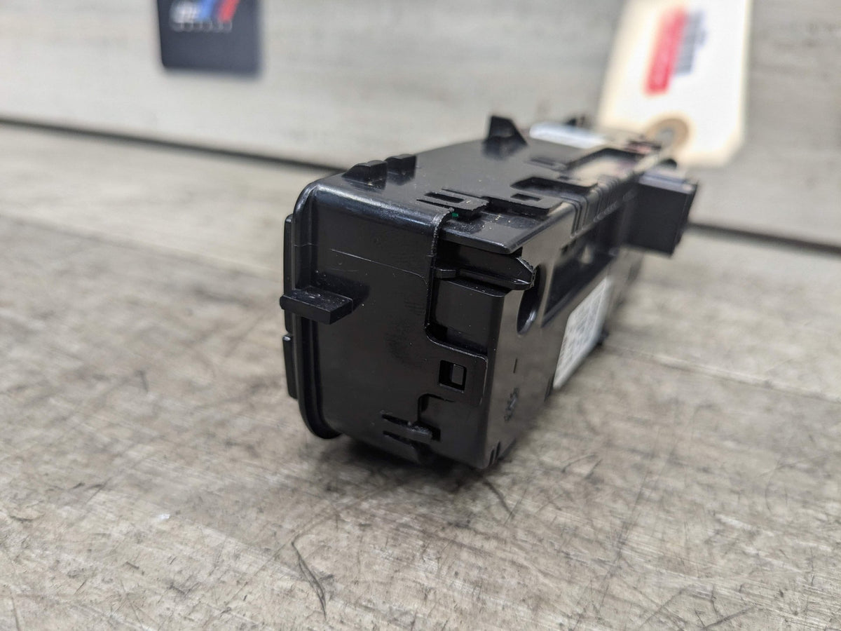 OEM BMW G20 G22 G23 G26 G80 G82 G83 Rear AC Air Climate Control Switch Module