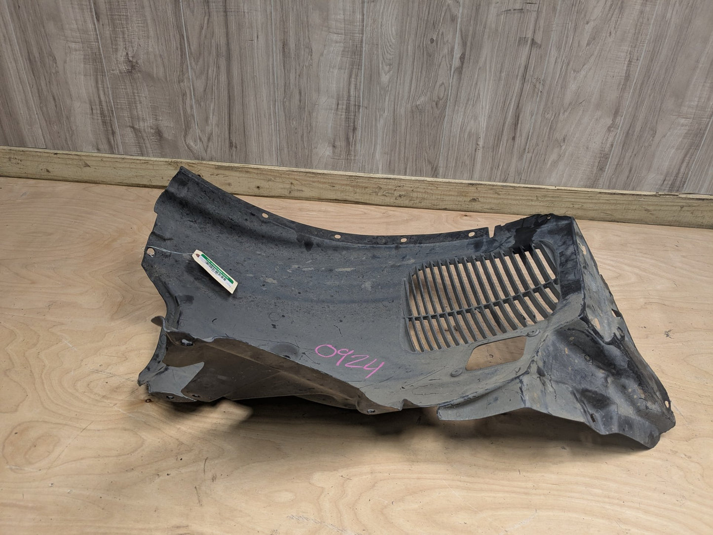 OEM BMW F25 F26 X3 X4 Front Right Passenger Fender Liner Wheel Splash Shield