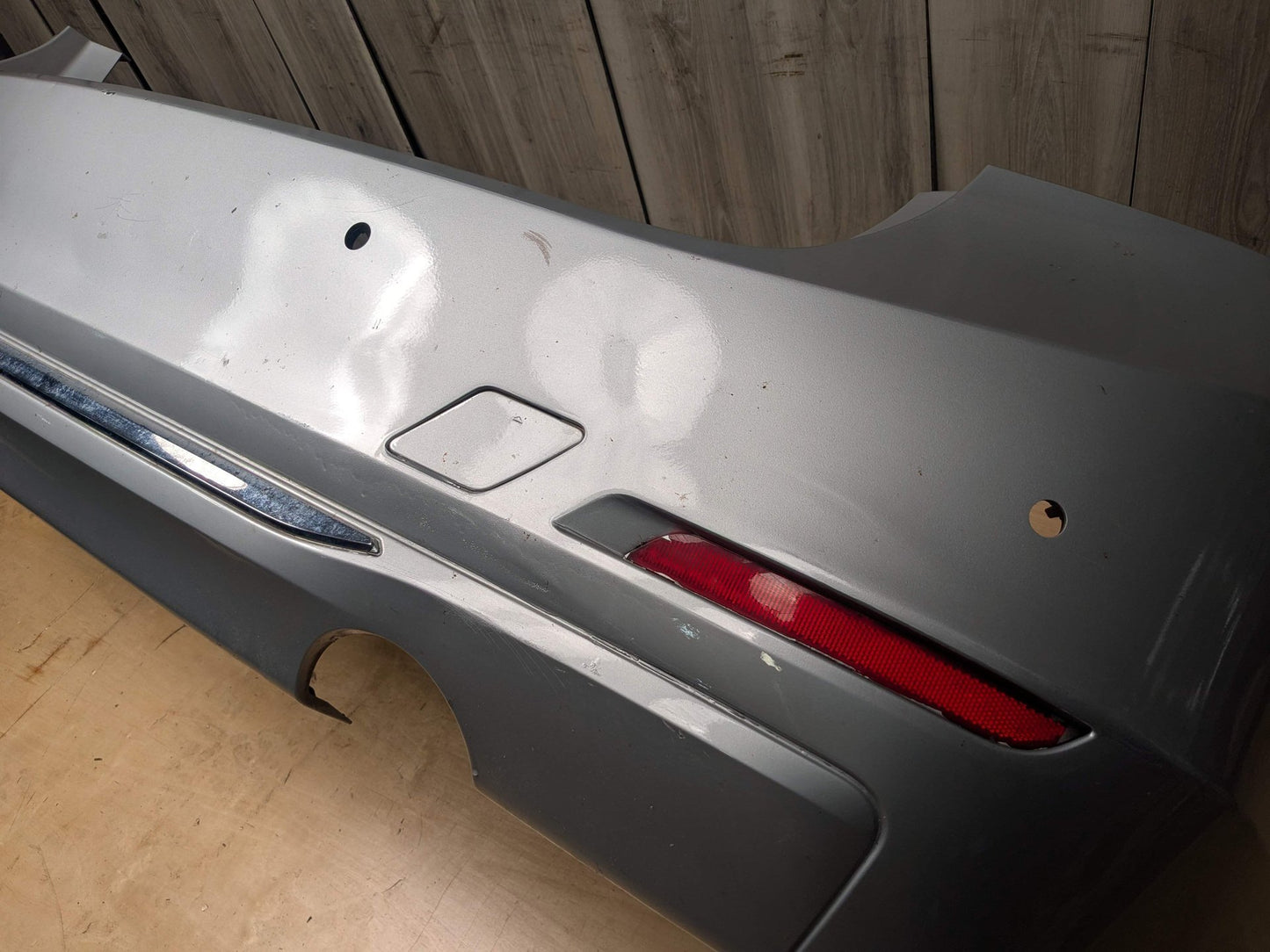 *12-15 OEM BMW F30 335 PRE-LCI Rear Bumper Cover LINES Trim Dual Exhaust Gray Silver GLACIERSILBER METALLIC (A83)
