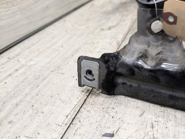 OEM BMW F15 F16 F85 F86 X5 X6 Front Left Driver Fender Mount Support Brackets