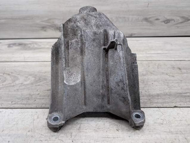 OEM AUDI A4 A5 A6 A7 Q5 Q7 Engine 2.0L EA888 Gen3 Left Motor Mount Bracket