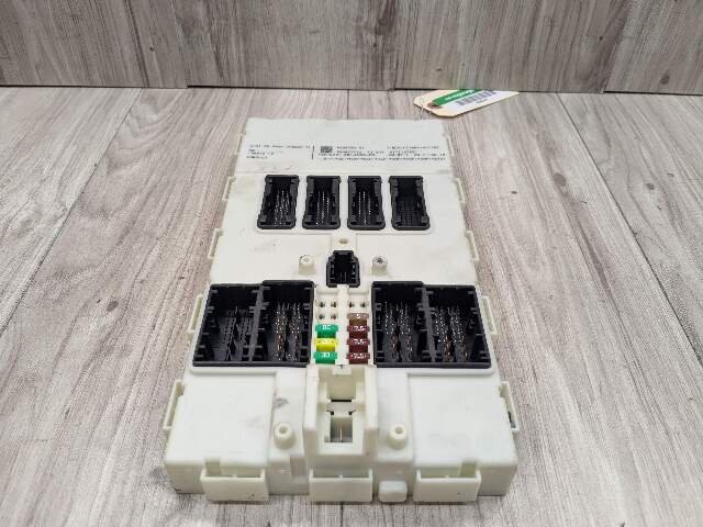 OEM BMW F22 F30 F32 F33 F36 F80 F82 Body Control Junction Box Module FEM