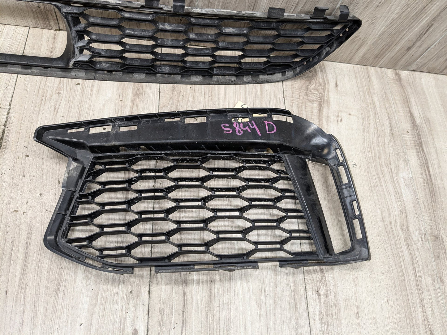 2017-2023 BMW M550i G30 Front Left Right Center Bumper Cover Grilles SET 8064931 17-20 OEM BMW G30 Front Bumper Lower Center Left Right Driver Passenger Grille Trim Black