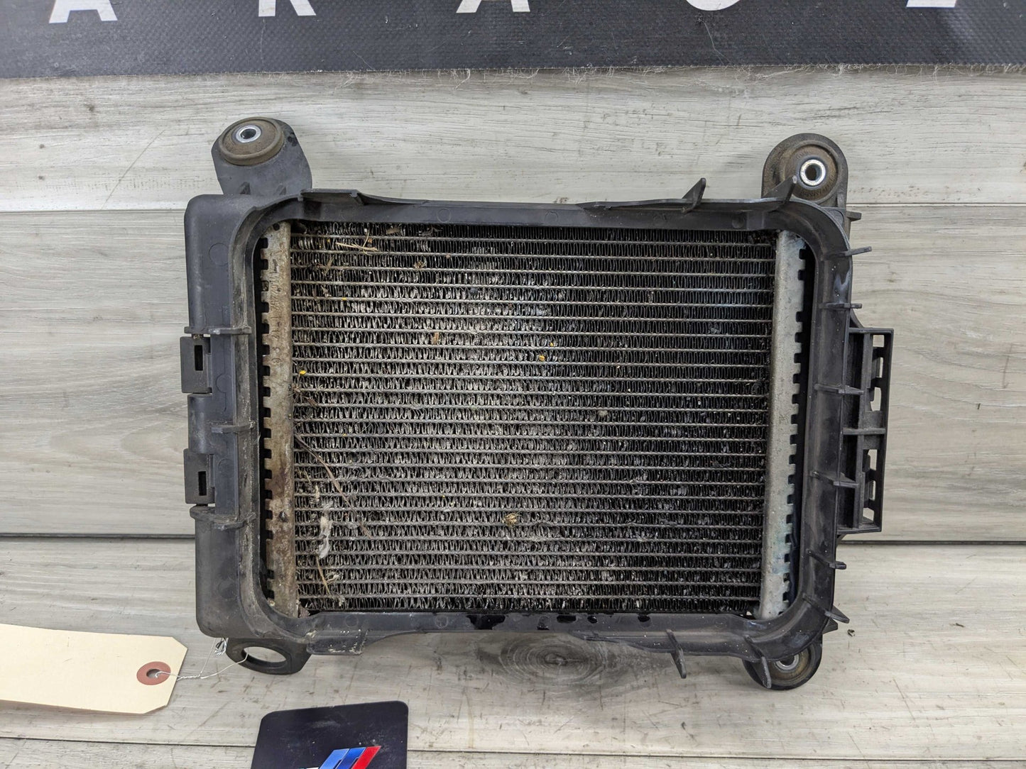 OEM BMW F22 F23 F30 F32 F33 F36 335 440 Engine Oil Auxiliary Secondary Radiator