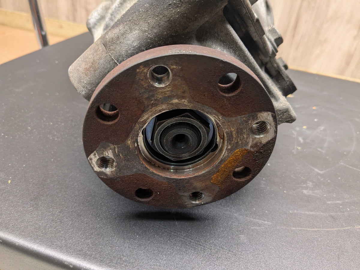 07-10 OEM BMW E70 E71 X5 X6 X5M X6M AWD Front Differential Axle Carrier 3.91