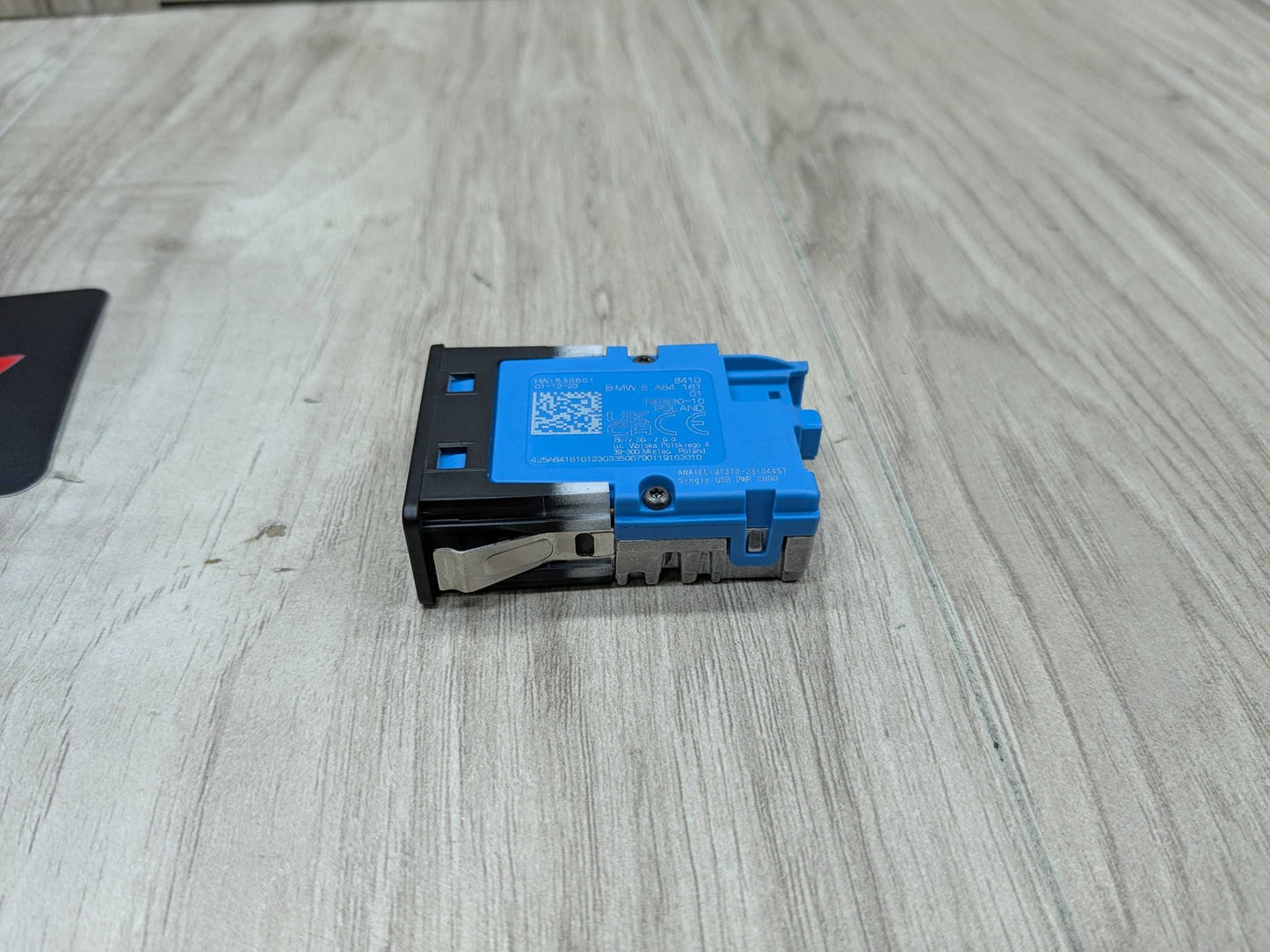OEM BMW G01 G02 G05 G20 G26 G42 USB Type C Socket Charge Adapter