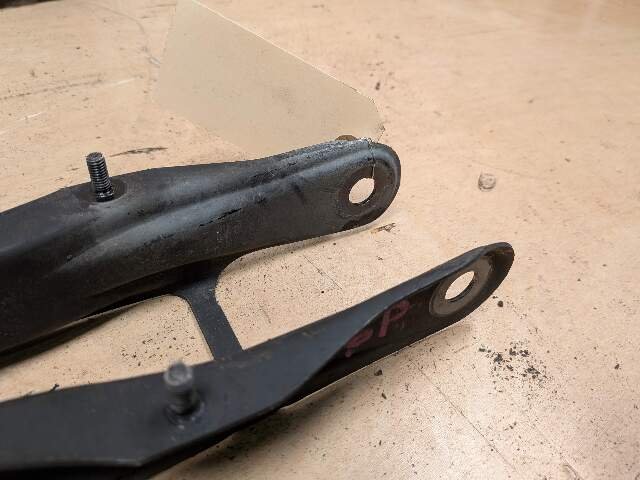 2016 - 2022 BMW 750i G12 Rear Right Passenger Control Arms SET 6861114 N63B44O2