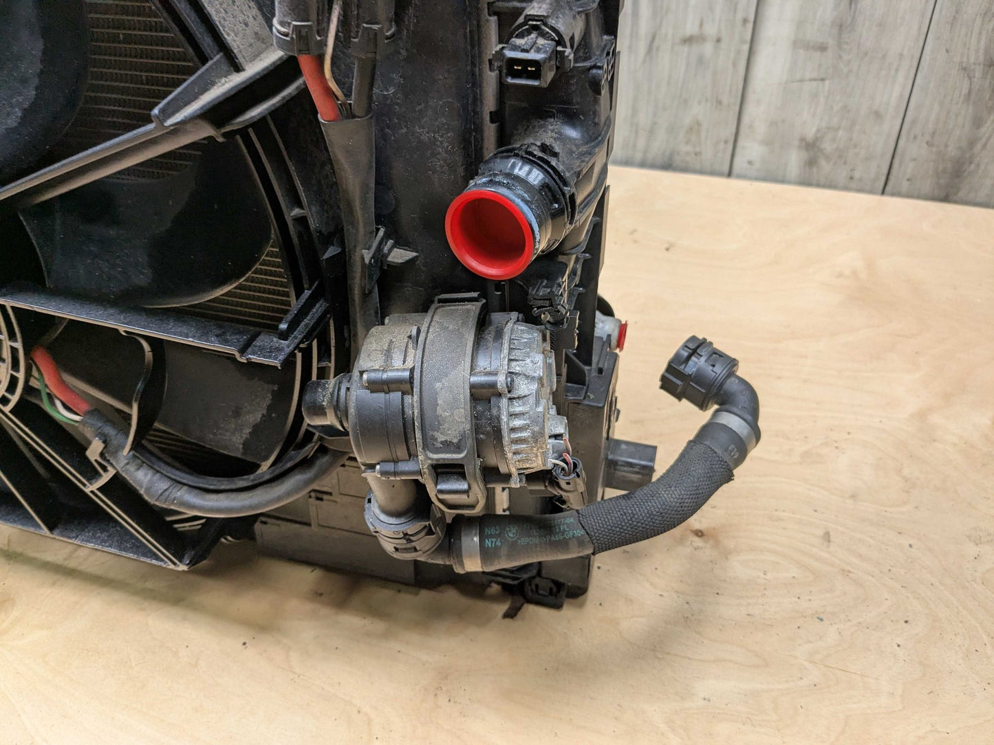 OEM BMW G12 M760 G16 M850 G30 M550 Radiator Condenser Cooling Fan Shroud 1000W
