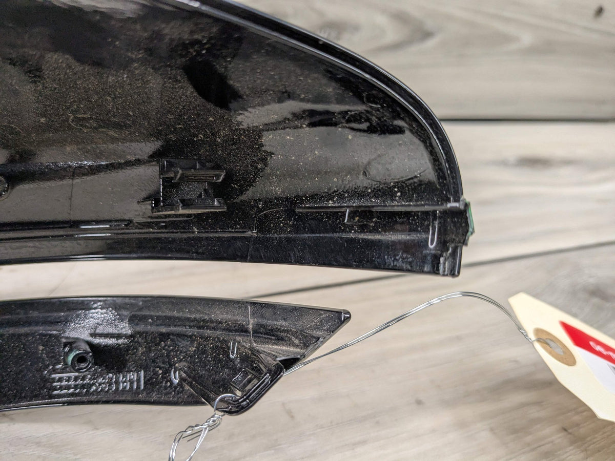 NOTE* 21-25 OEM BMW G20 G22 G23 G42 G80 M3 Right Passenger Side Mirror Cap Cover