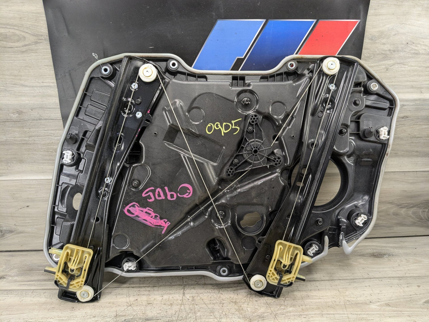 2019 BMW 330i G20 Front Left Driver Door Window Glass Regulator Motor 7432231 OEM BMW G20 G80 330 M340 M3 FRONT Left Driver Door Window Regulator Motor
