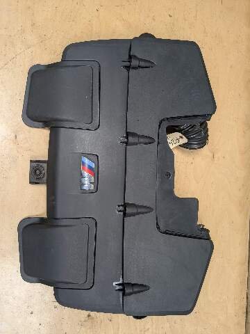 10-14 OEM BMW E70 E71 X5M X6M Engine S63 Air Intake Muffler Filter Box Housing