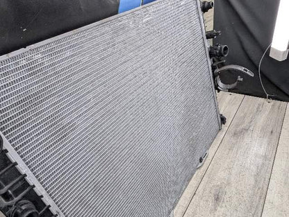 *16-19 OEM BMW G11 G12 G30 750 M550iX Coolant Radiator N63R