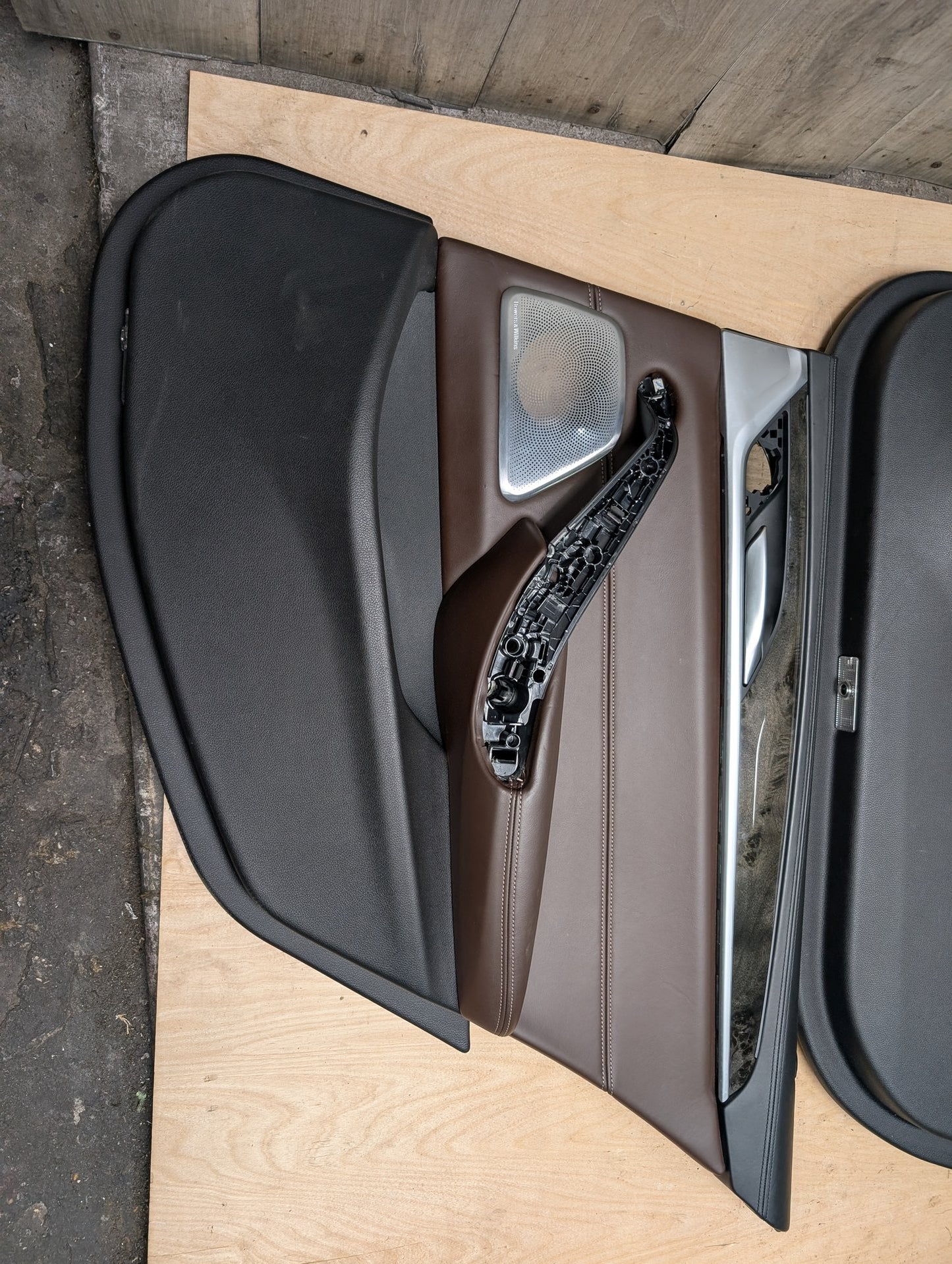 17-20 OEM BMW G30 Front Rear Interior Trim Door Panels SET Leather Brown