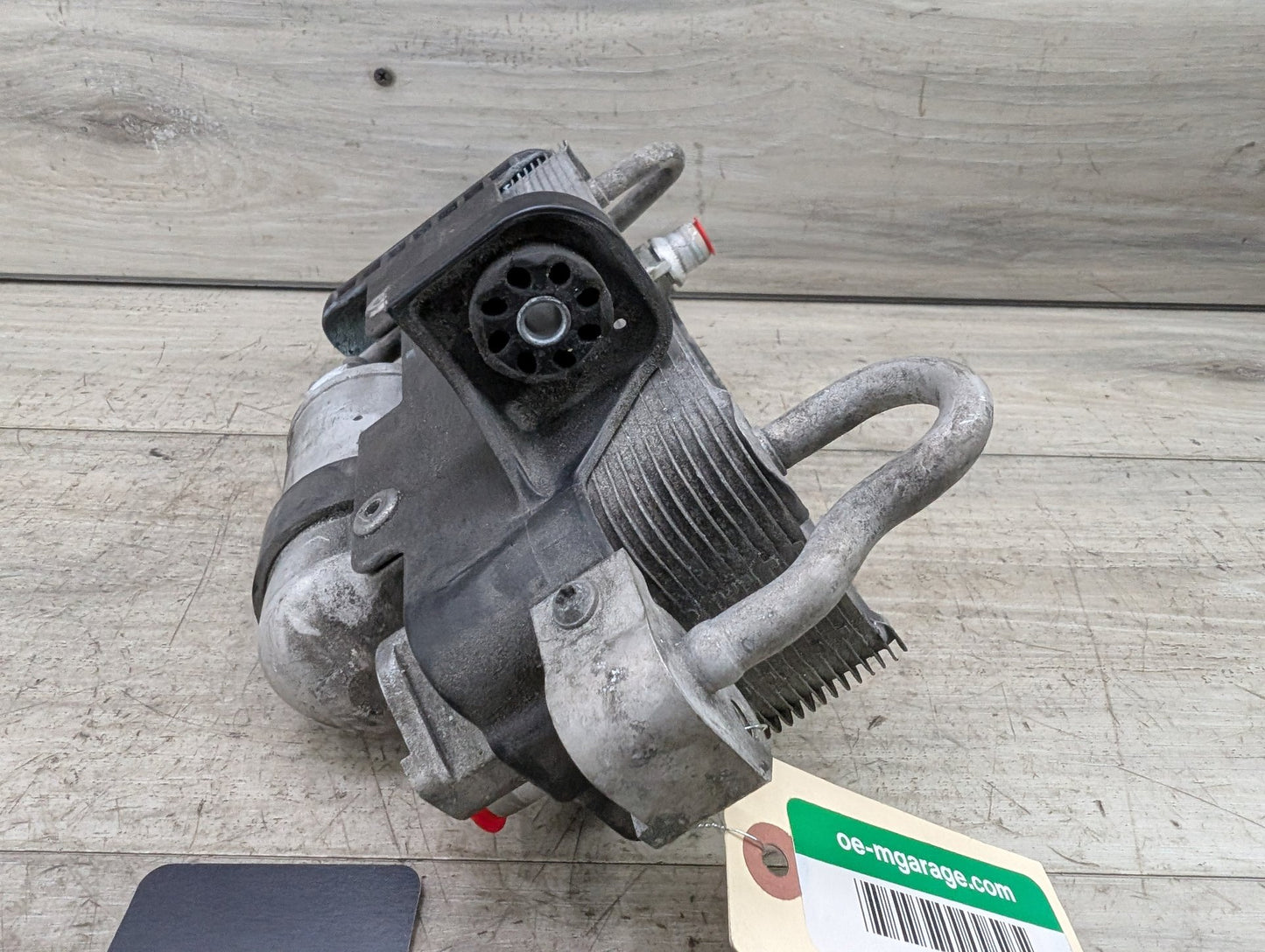 16-20 OEM BMW G12 G30 530 540 740 AC Condenser Air Conditioning Radiator Drier