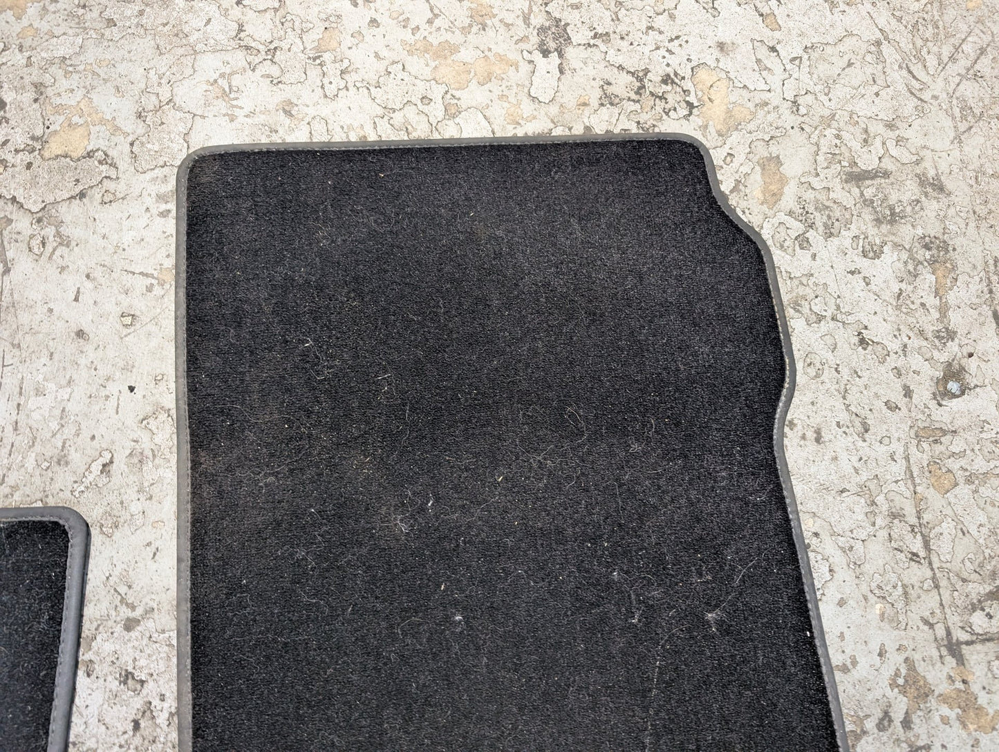 2009-2017 Mercedes-Benz E550 E-Class A207 Front Rear Left Right Mat Carpet Floor Mats SET A2076800648