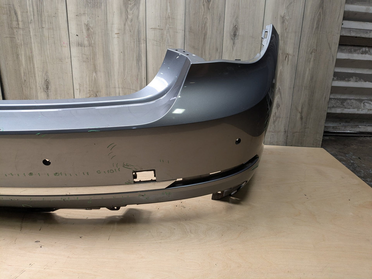 *13-15 OEM BMW F01 F02 740 750 Rear Bumper Cover w/ PDC Holes Gray A52 SPACEGRAU METALLIC (A52)