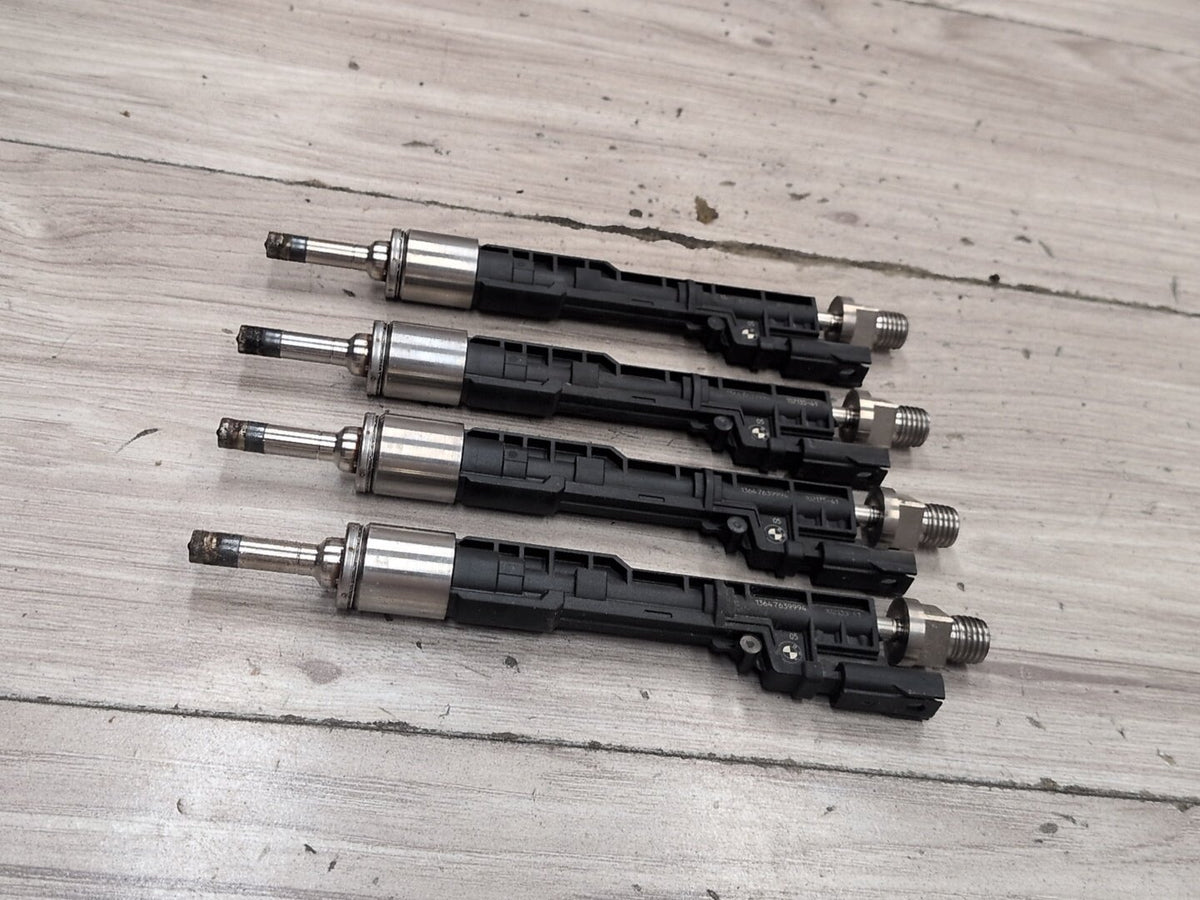 2012-2018 BMW F30 320i N20B20U0 Engine Motor Injector SET 7639994 SET OF 4