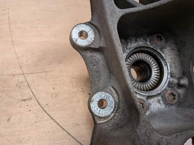 2016 - 2022 BMW 750i G12 Rear Left Driver Spindle Knuckle w/ Bearing 6861135 N63B44O2