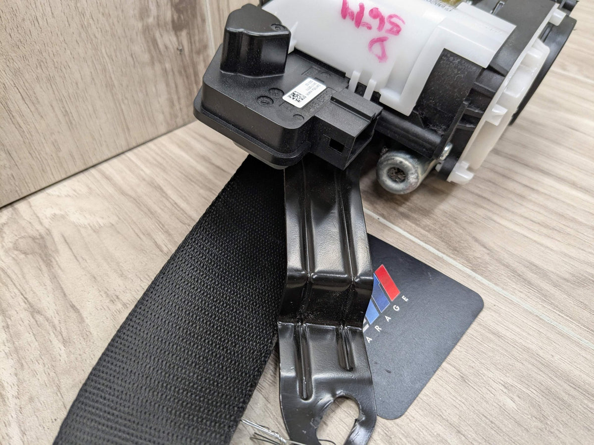 OEM BMW G01 G02 F97 F98 X3 X4 Front Right Passenger Seat Belt Seatbelt Retractor