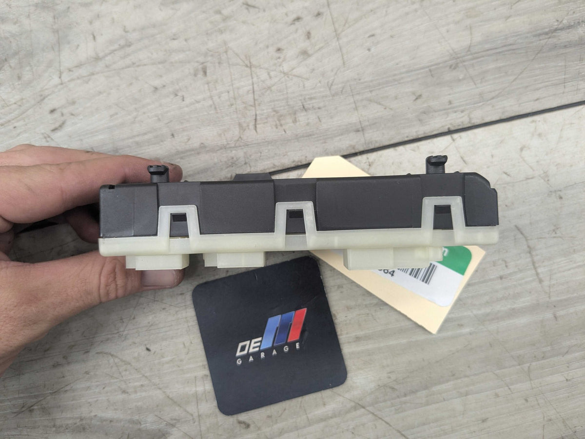 16-26 OEM BMW F90 G01 G12 G20 G30 Trunk Tailgate Decklid Function Control Module