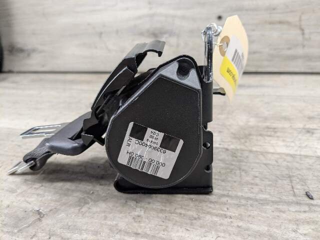 OEM BMW F90 M5 G30 530 540 Rear Center Middle Upper Seatbelt Seat Belt Retractor