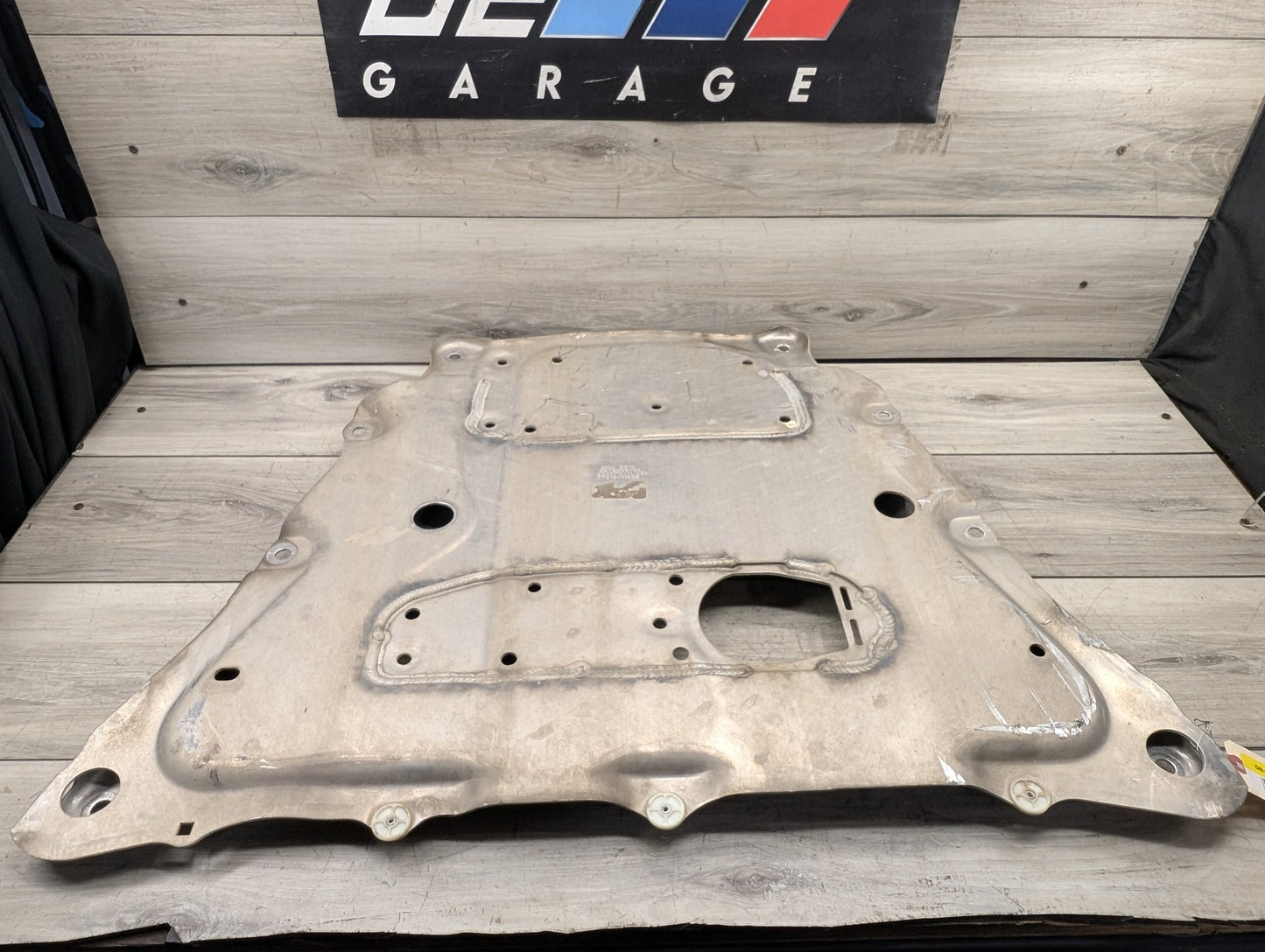 OEM BMW G05 G06 G07 X5 X6 X7 Lower Engine Cover Skid Shield Stiffening Plate B58