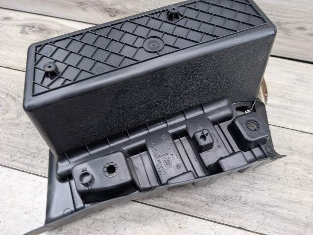 17-20 OEM BMW G30 540 Sedan Rear Trunk Right Side Storage Box Compartment Tray