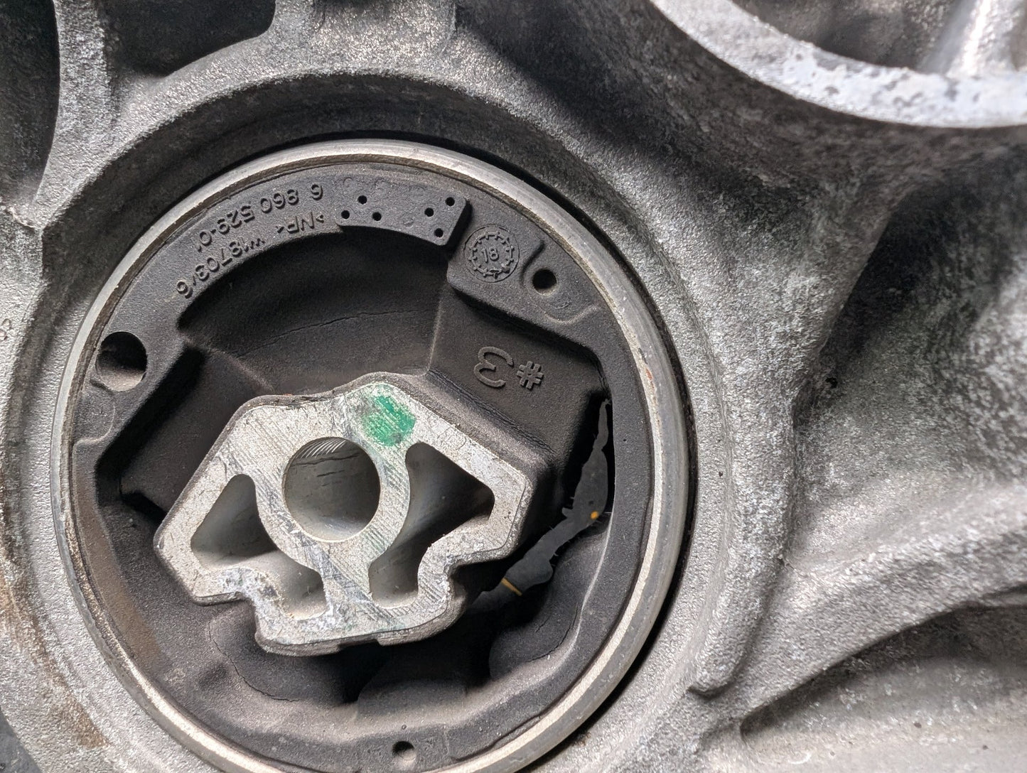 2018 BMW M550i N63B44O2 Transmission Transfer Case 87202k 8485036