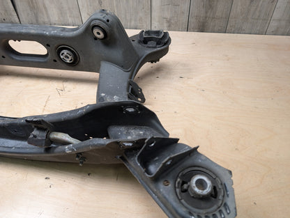 10-16 Mercedes A207 C207 W204 W207 W212 Rear Subframe Support Cradle Crossmember
