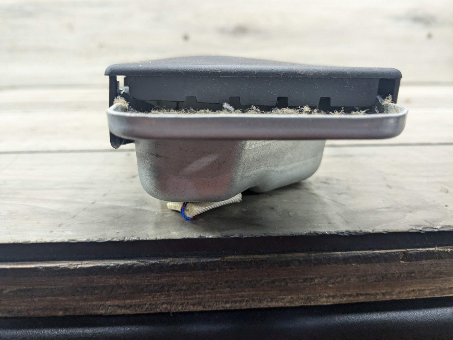 OEM BMW F39 F48 X1 X2 F54 F57 F60 Front Right Passenger Knee Lower Dash Airbag