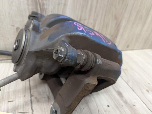 BMW   Rear Left Right Brake Caliper SET 6887409
