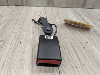 OEM BMW F90 M5 G30 530 540 M550 Rear Right Passenger Seatbelt Seat Belt Buckle