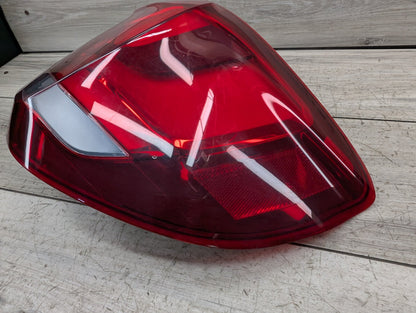 14-18 BMW OEM F15 F85 X5 X5M Rear Right Passenger Side Outer Stop Tail Light