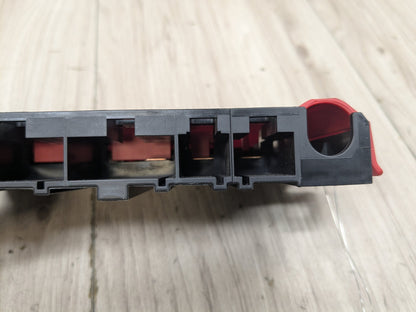 OEM BMW G11 G12 G14 G15 G16 G30 B+ Junction Terminal Power Relay Fuse Box