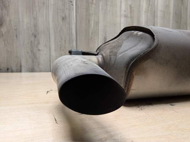 16-22 OEM BMW G12 740 Engine B58 Rear Dual Exhaust Pipe Muffler