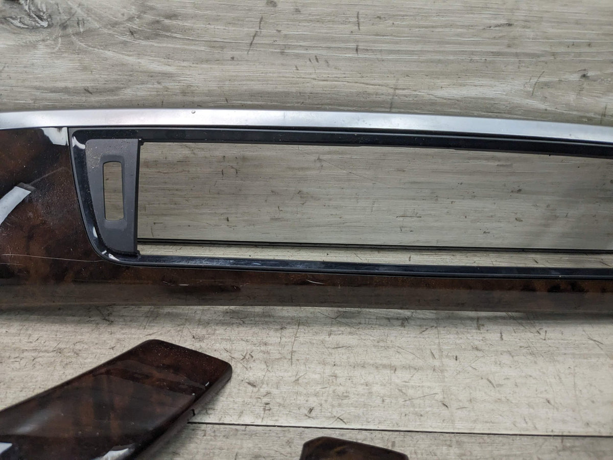 2015 BMW 328i F31 Front Rear Left Right Interior Door Panel Trims SET 9231229 ENGINE COOLANT PUMP: The elec rical connec or o he engine coolan pump could become damaged. Small drops o liquid rom he posi i e crankcase en ila ion (PCV) sys em could drip dow