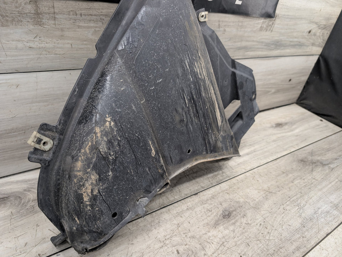 2017-2023 BMW M550i G30 Front Left Driver Wheel Fender Liner Splash Guard 8060031 OEM BMW G30 530 540 M550 M SPORT Left Under Body Spalsh Guard Shield OEM