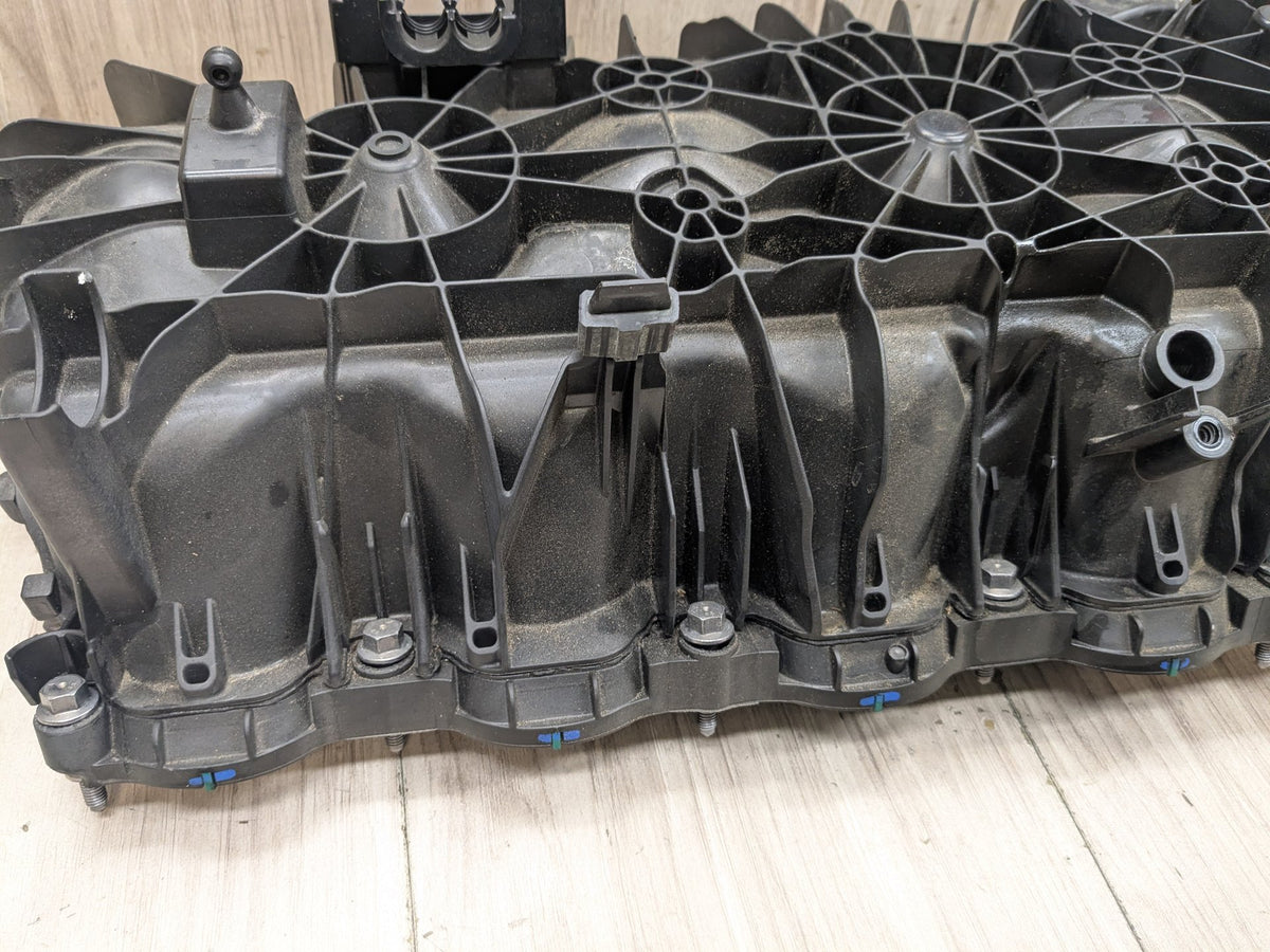 OEM BMW G01 G05 G12 G20 G42 G30 M340 M440 X3 Engine B58 Intake Manifold 8647977