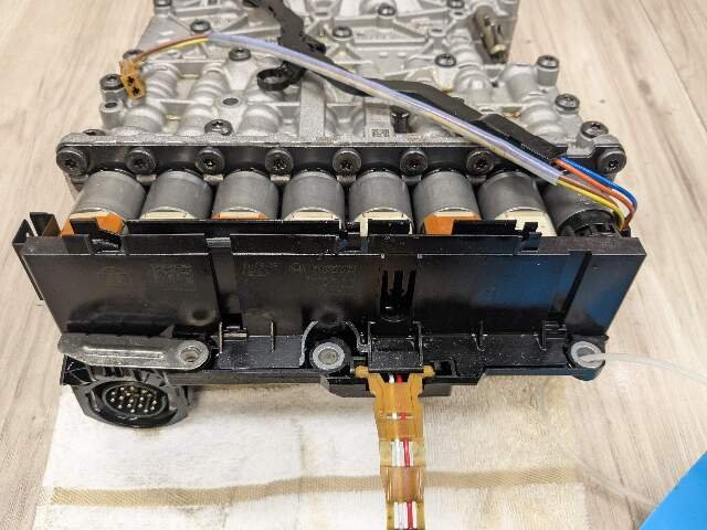 OEM BMW F10 F15 F25 F30 F36 328 335 Transmission Mechatronic Valve Body GA8HP45Z