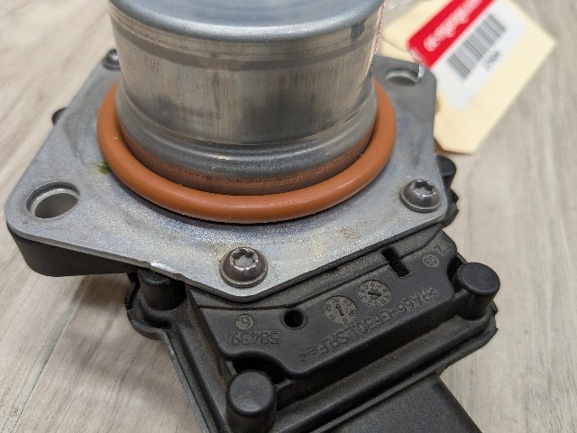 OEM BMW G20 G22 G23 G26 G42 Transfer Case Torque Motor Module Computer