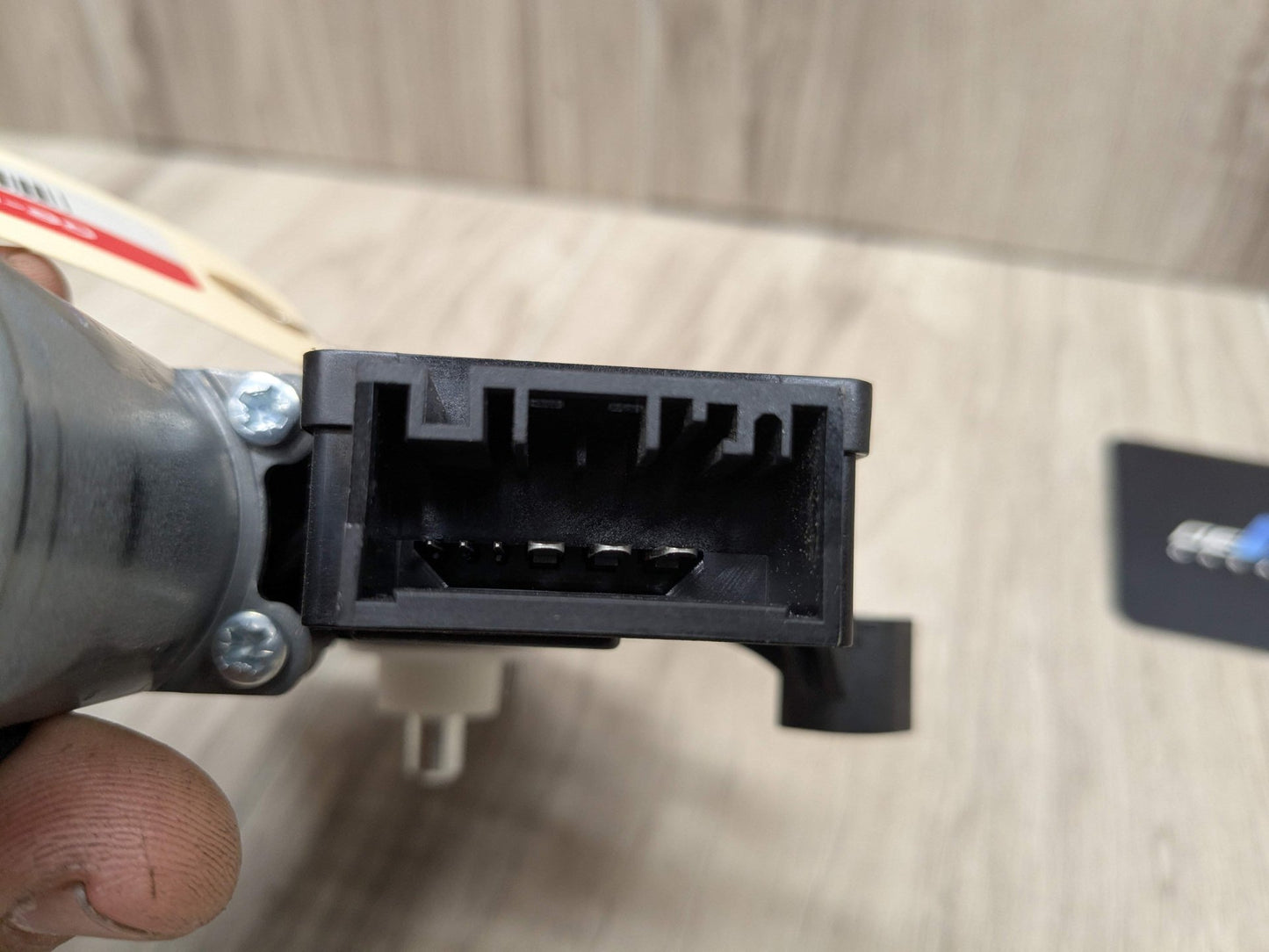 2021 BMW M340i G20 Front Left Driver Door Window Glass Regulator Motor 8498859 OEM BMW G20 G80 330 M340 M3 FRONT Left Driver Side Door Window Regulator Motor